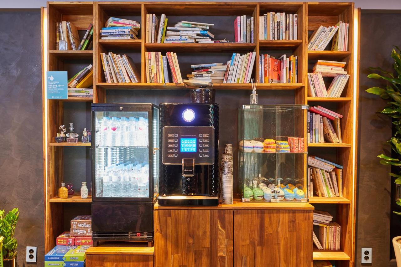 Hotel In Cafe Doksan Seoul Eksteriør billede