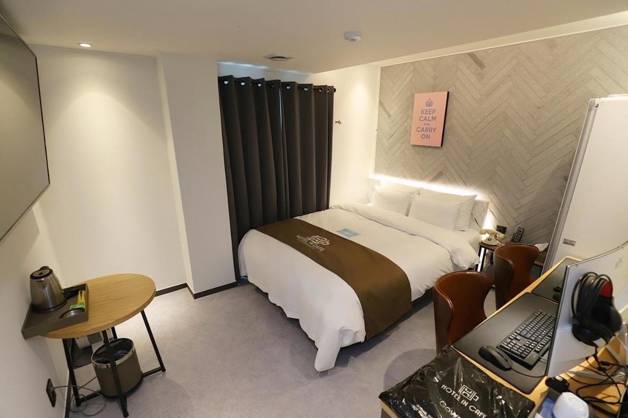 Hotel In Cafe Doksan Seoul Værelse billede