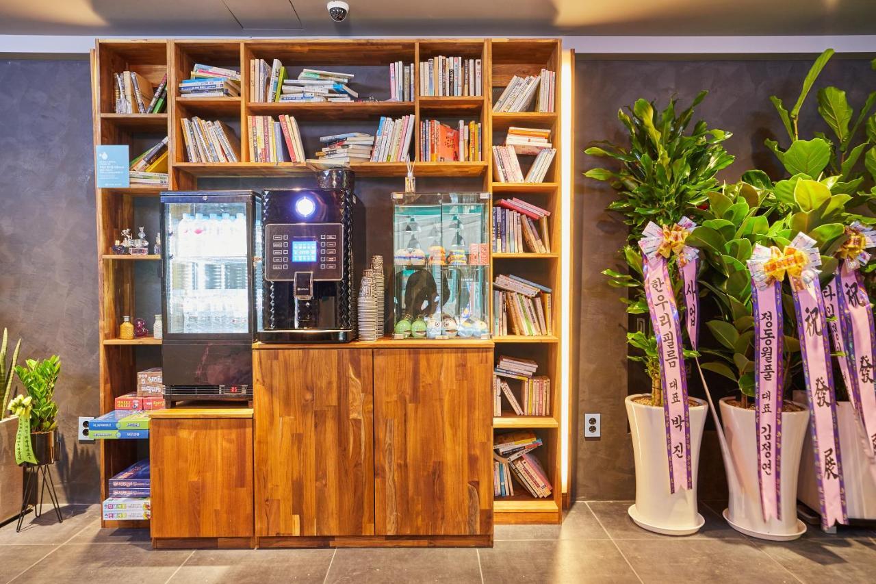 Hotel In Cafe Doksan Seoul Eksteriør billede