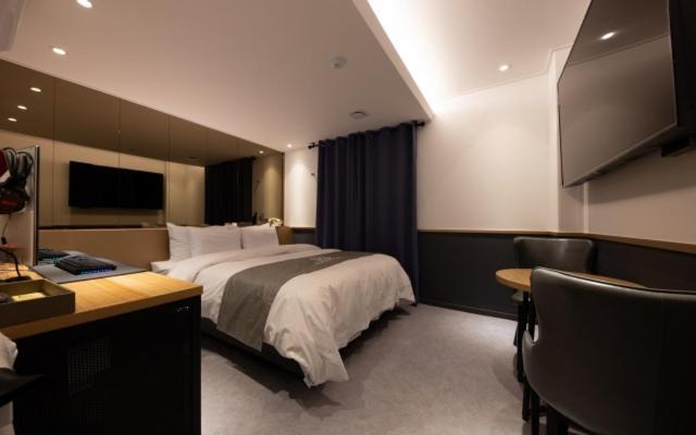 Hotel In Cafe Doksan Seoul Eksteriør billede